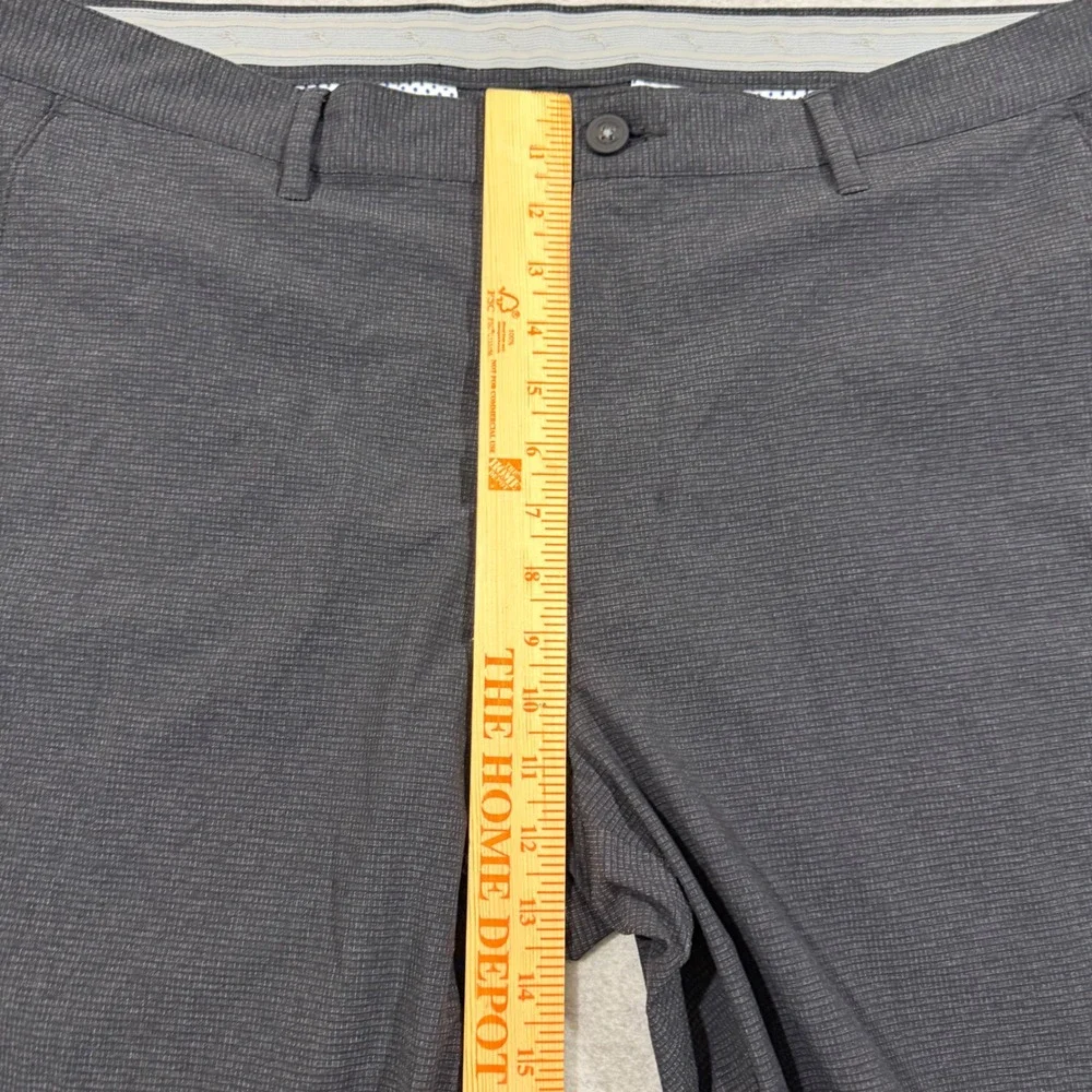 Tommy Bahama Boracay Shorts Mens 38 Grey Performance Stretch Golf